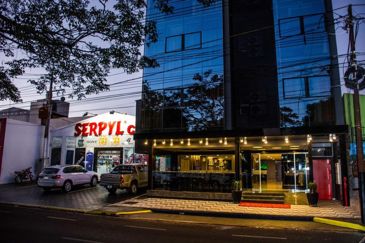 Serpyl Plaza Hotel Encarnación Dış mekan fotoğraf